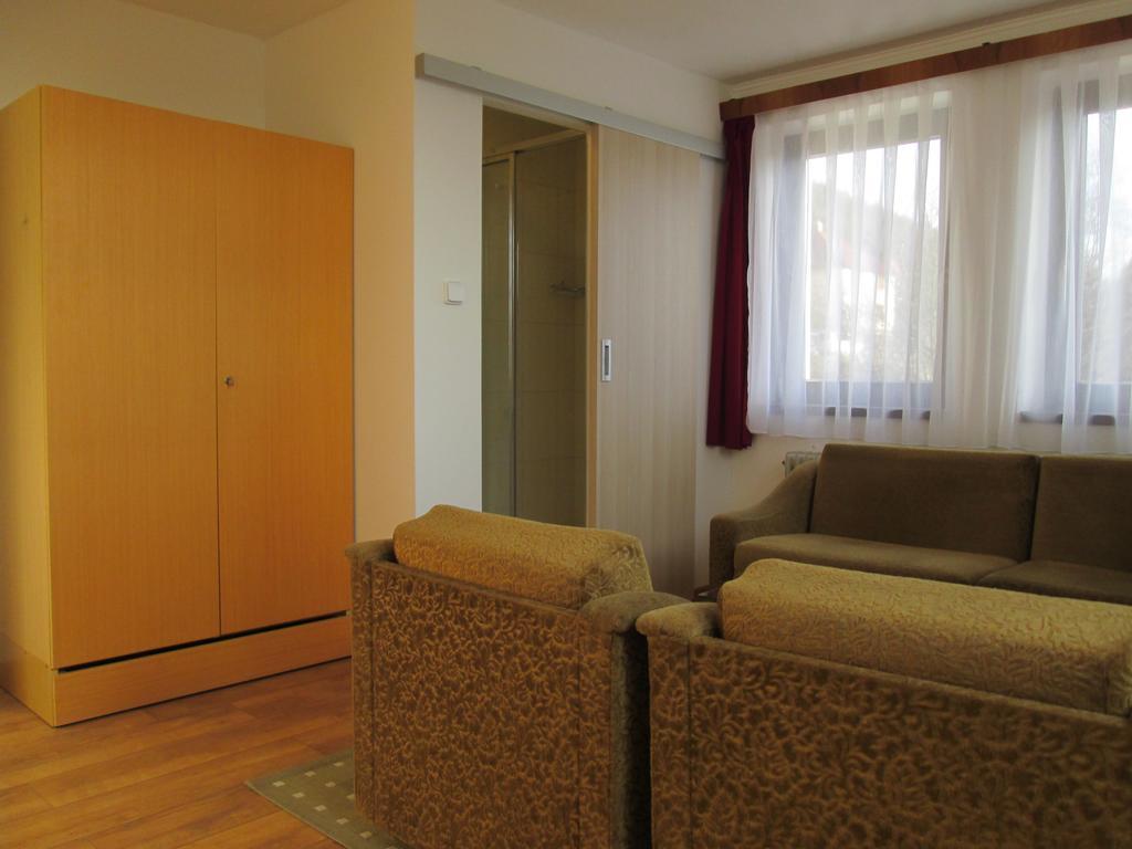 Apartman Tisa 68 エクステリア 写真